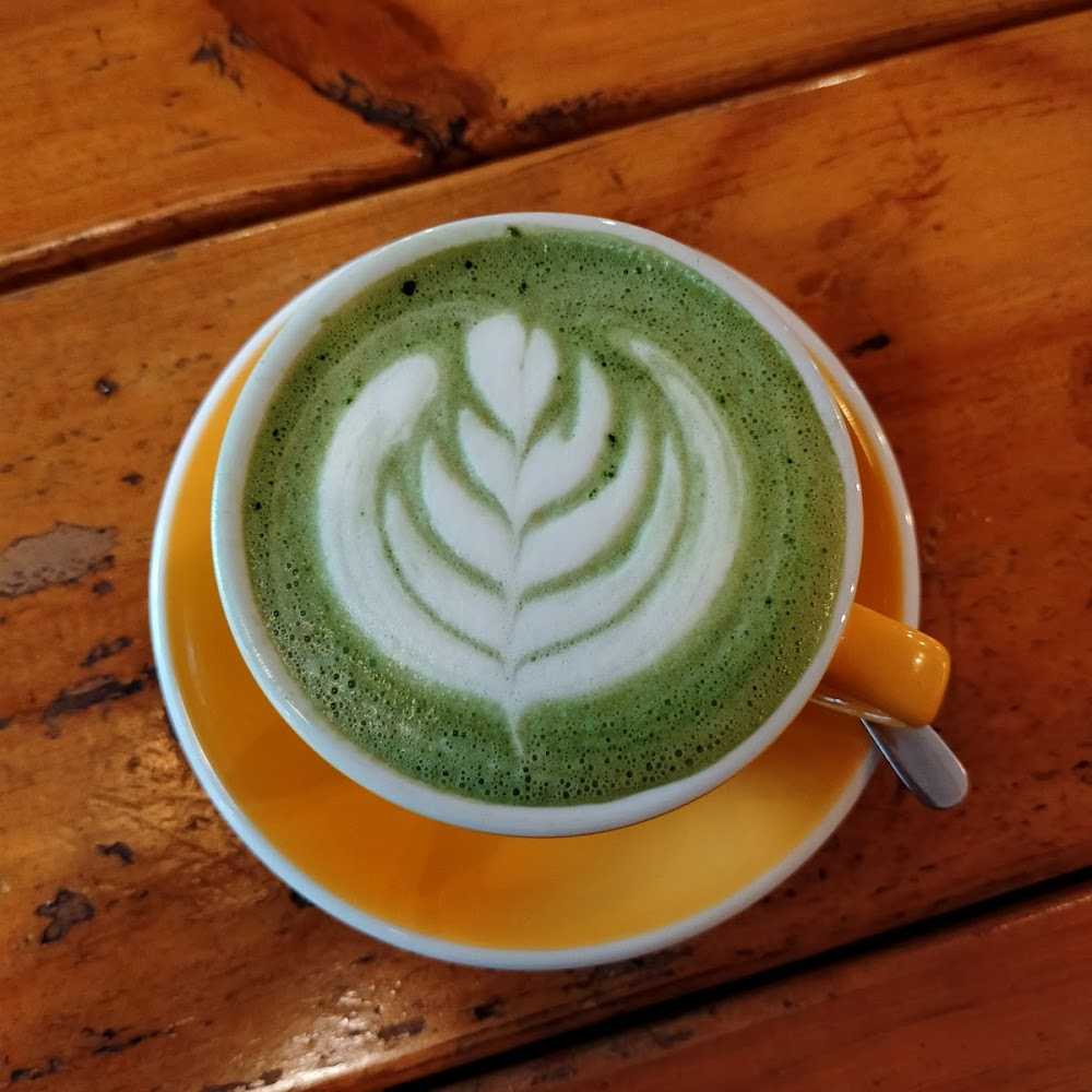 Kuliner Warung Tempe Penyet Mbak Noer