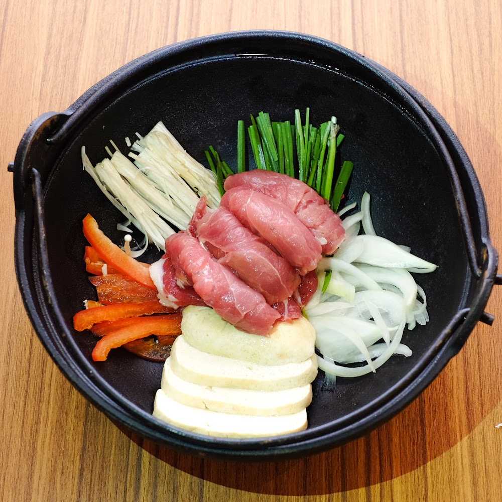 Kuliner Haeng-Un Korean BBQ & Homemade Dishes