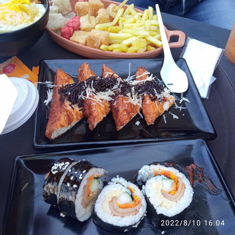Kuliner Housaku sushi