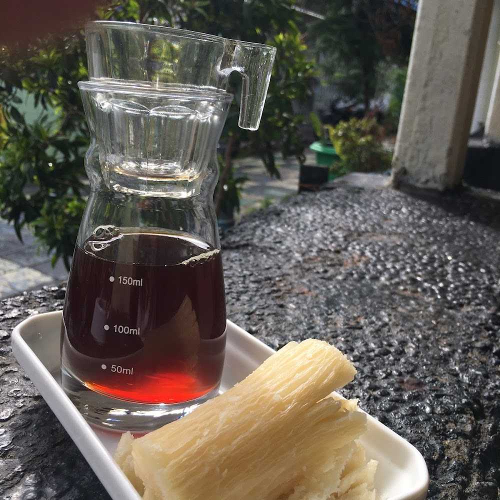 Kuliner Warung Tempe Penyet Mbak Noer