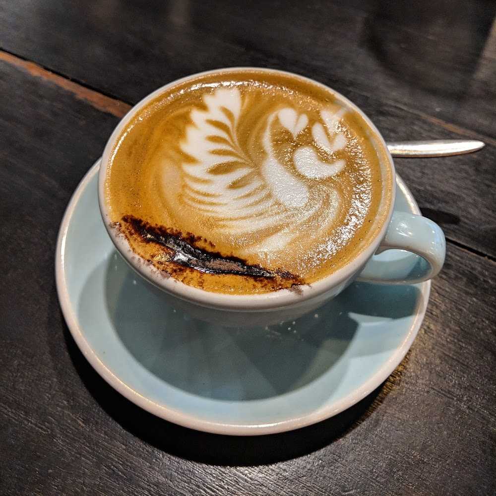 Kuliner Common Man Coffee Roasters