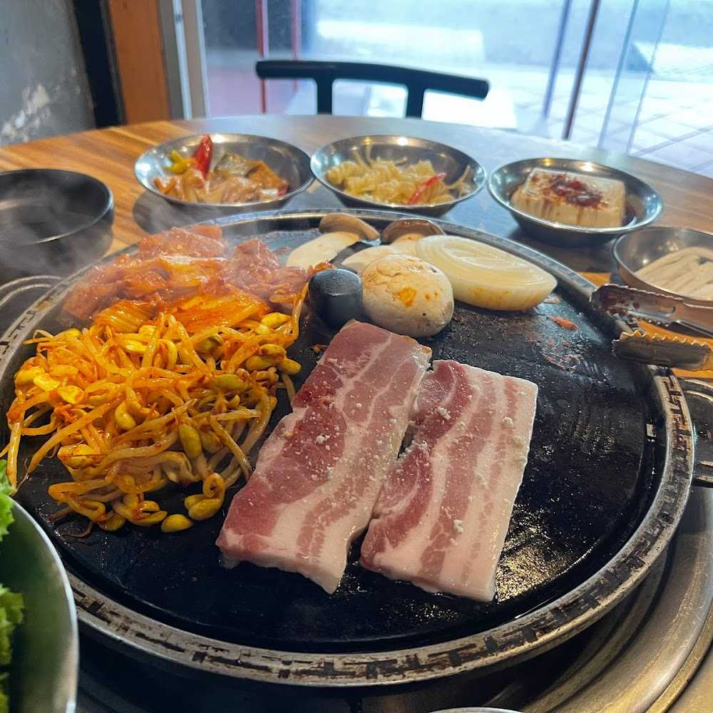 Kuliner SBCD Korean Tofu House (Millenia Walk)