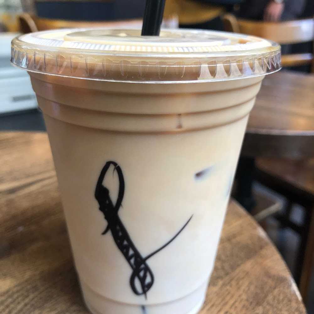 Kuliner Blue Spoon Coffee Company