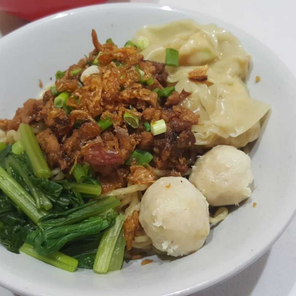 Kuliner Bakmi Djakardah (Mie Pangsit Ayam)
