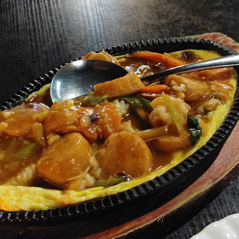 Kuliner The Link Dine & Wine