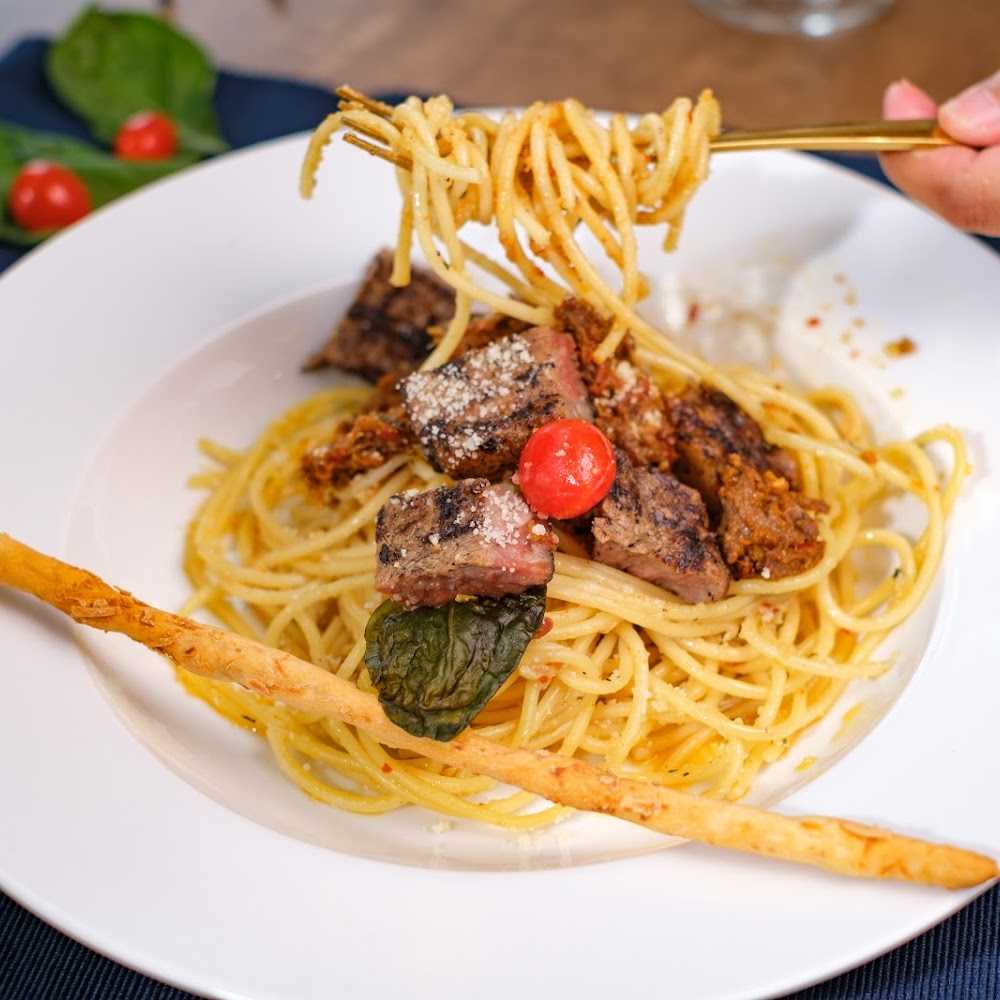 Kuliner Grand Duck Penuin