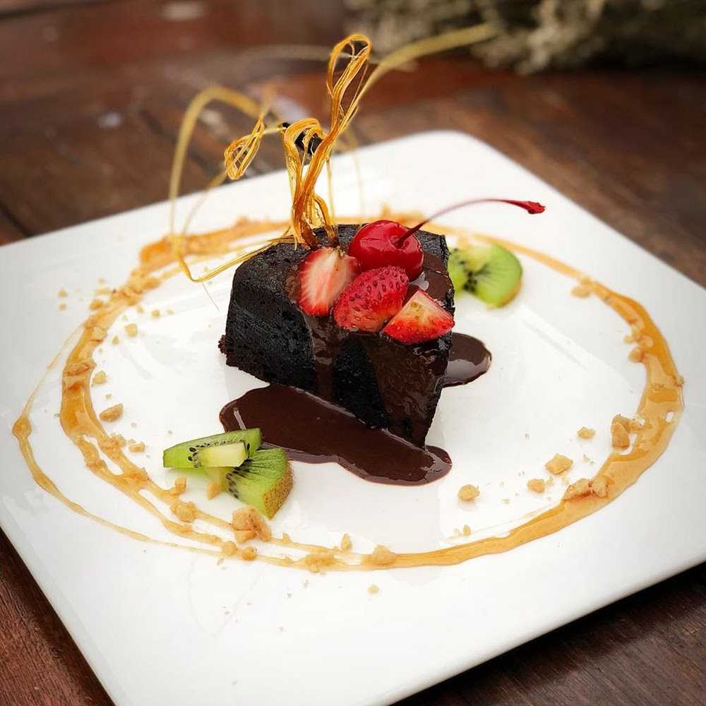Kuliner The Link Dine & Wine