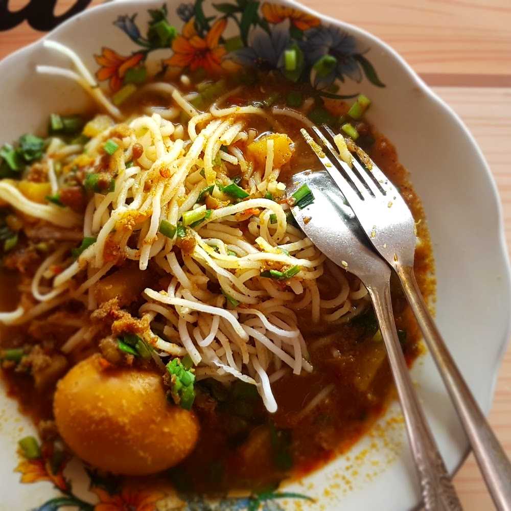 Kuliner KAWASAN KULINER LAKSA KHAS TANGERANG