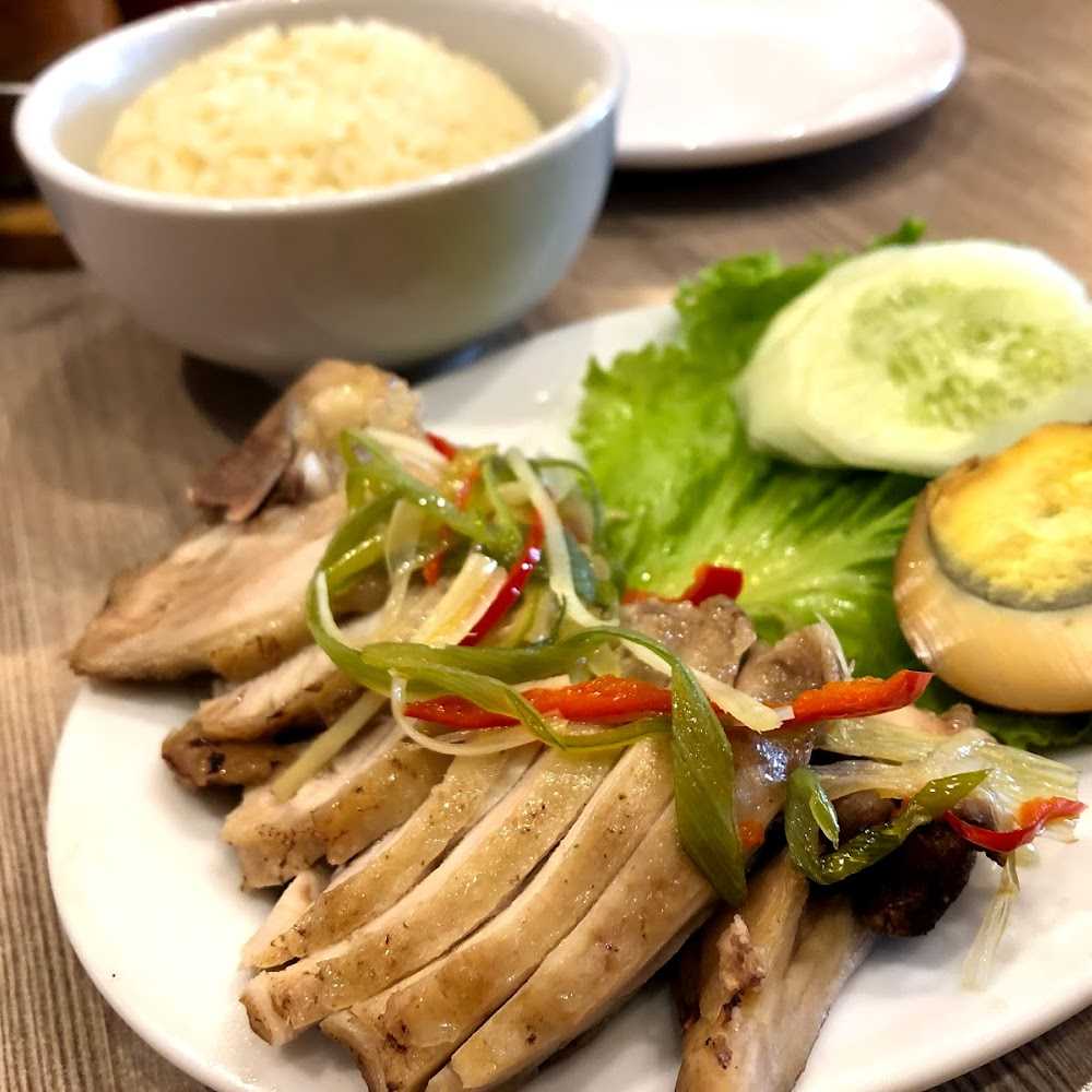 Kuliner Menantea alam sutera