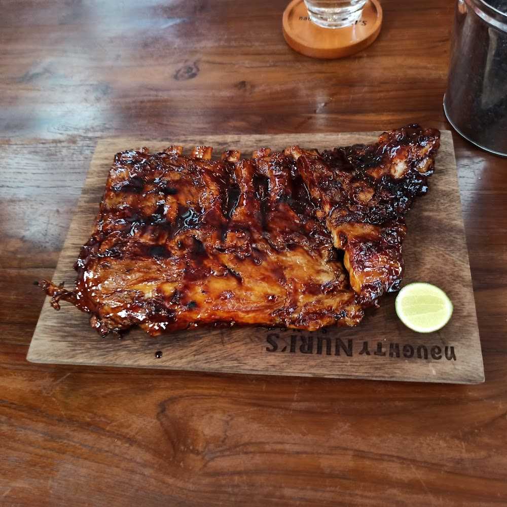 Kuliner Naughty Nuri’s Warung  Sanur