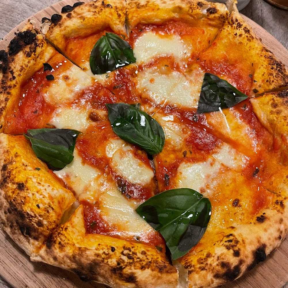 Kuliner Bacaro Pizza