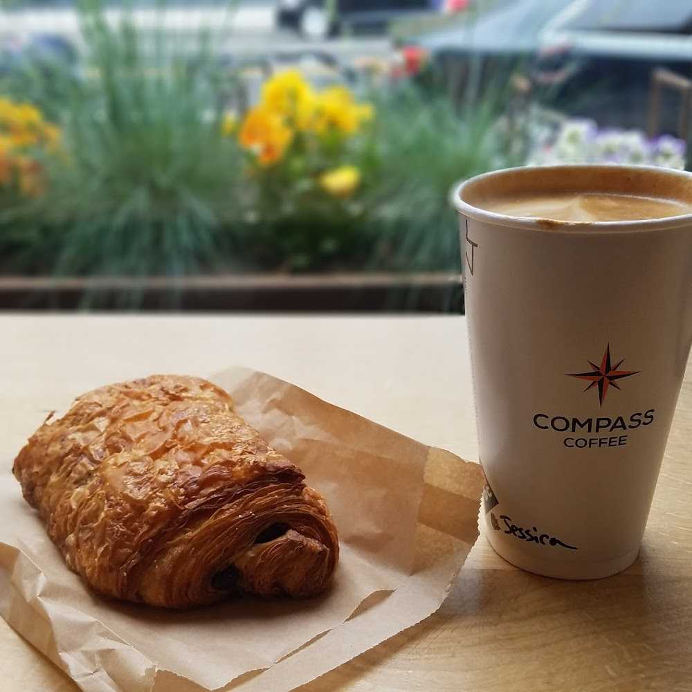 Kuliner Compass Coffee