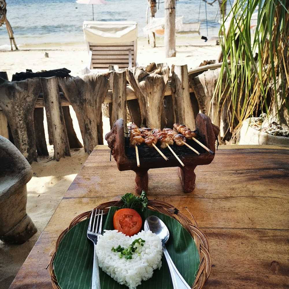 Kuliner Agung Beach Club